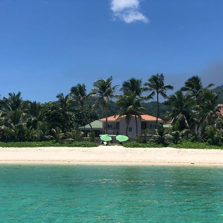 Apartamento de 140 m² con 4 habitación/es y 4 baño/s de uso privado, en Isla Mahé Anse Royale Exterior foto
