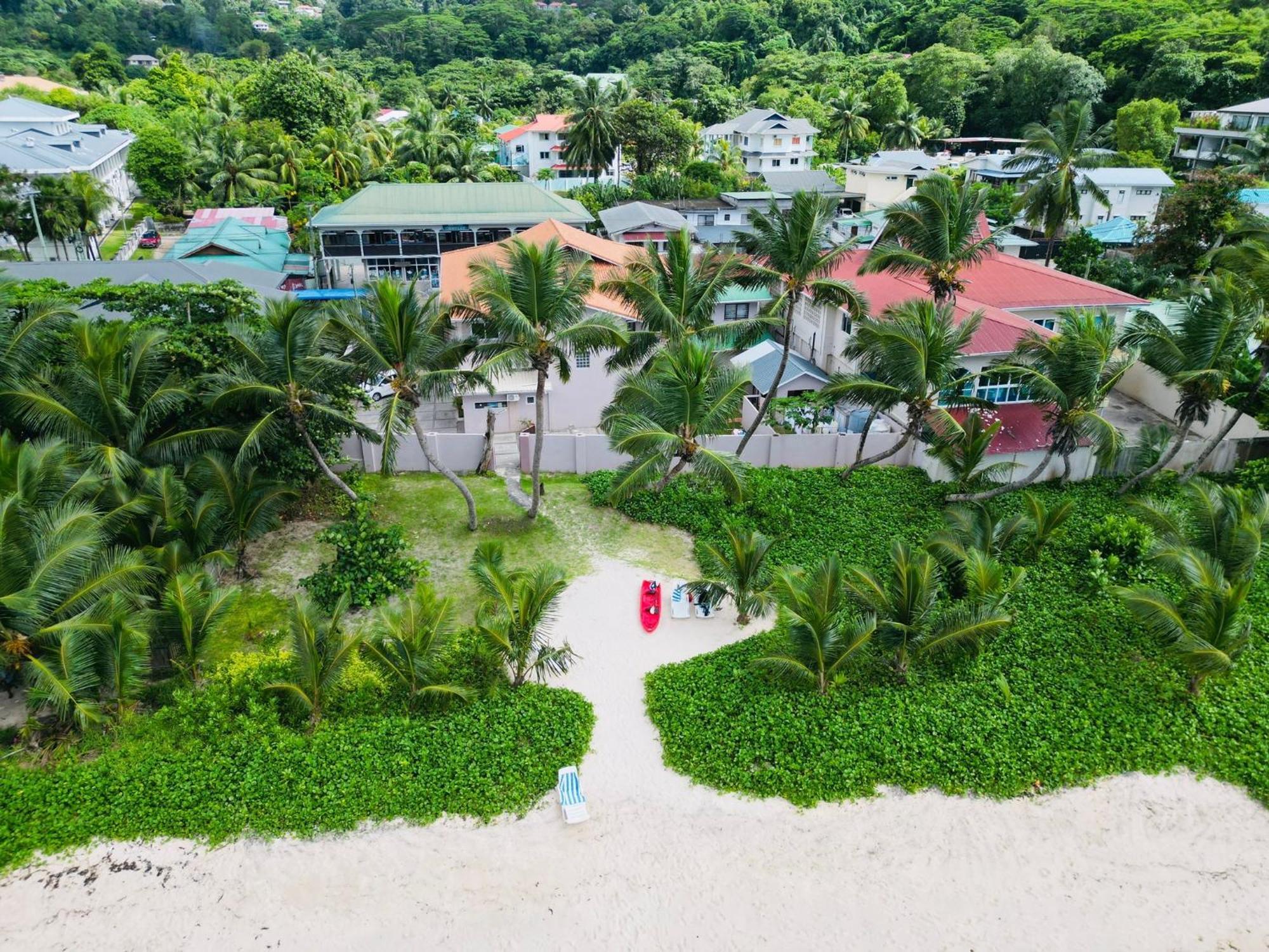 Apartamento de 140 m² con 4 habitación/es y 4 baño/s de uso privado, en Isla Mahé Anse Royale Exterior foto