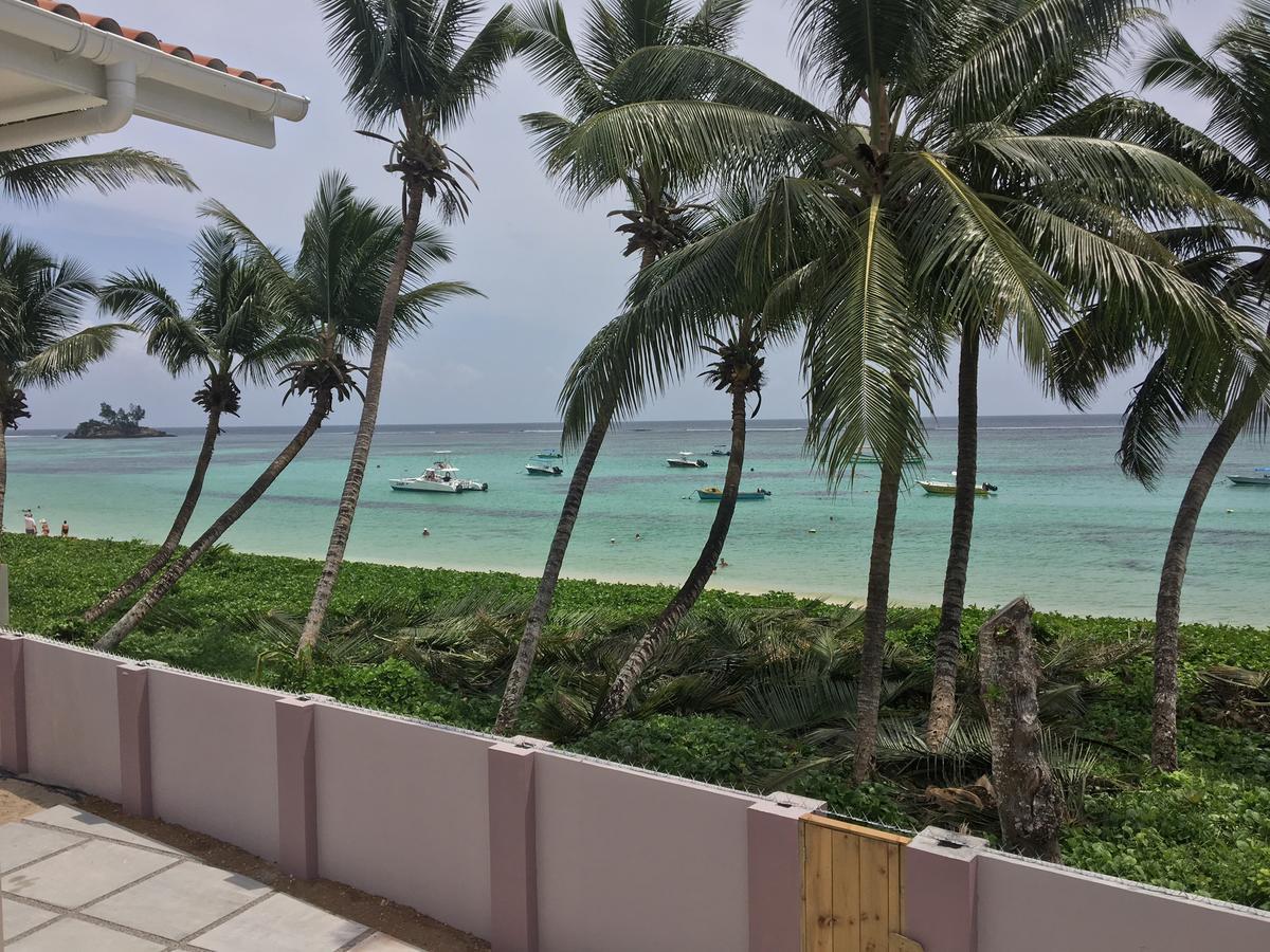 Apartamento de 140 m² con 4 habitación/es y 4 baño/s de uso privado, en Isla Mahé Anse Royale Exterior foto
