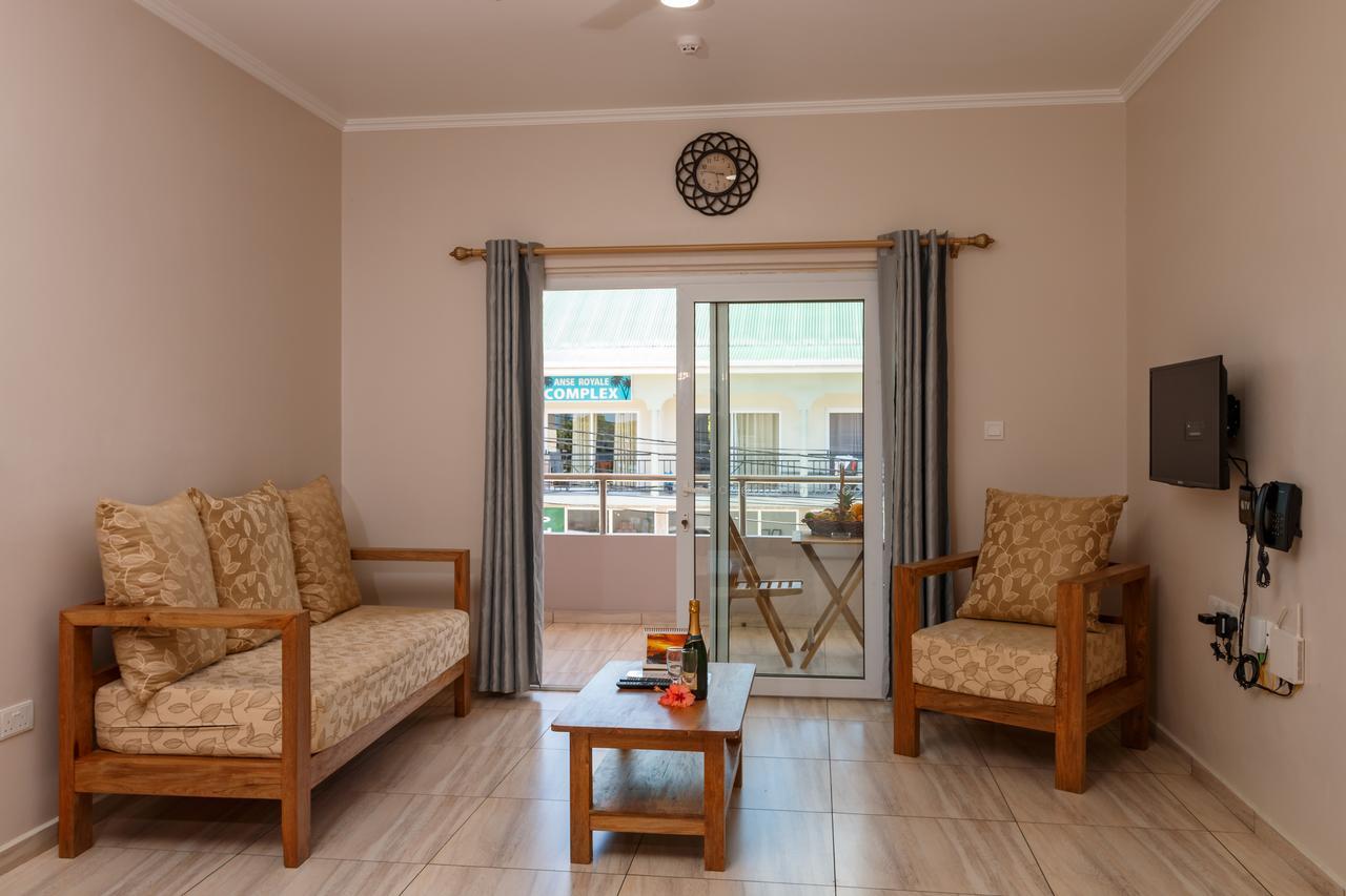 Apartamento de 140 m² con 4 habitación/es y 4 baño/s de uso privado, en Isla Mahé Anse Royale Exterior foto